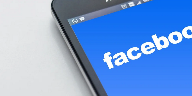 اختراق Facebook لشخص ما