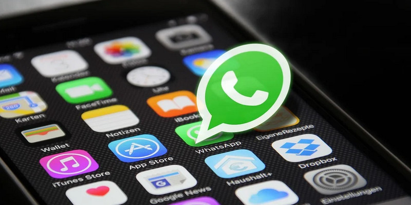 Come tenere traccia dei messaggi di whatsapp su Android e iPhone?