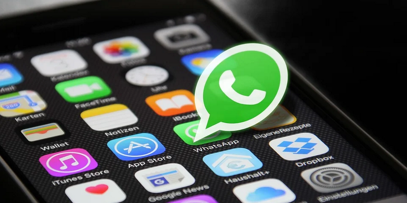 How to track whatsapp messages on Android and iPhone